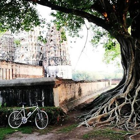 Sukhothai Cozy Hostel And Dorm Екстер'єр фото